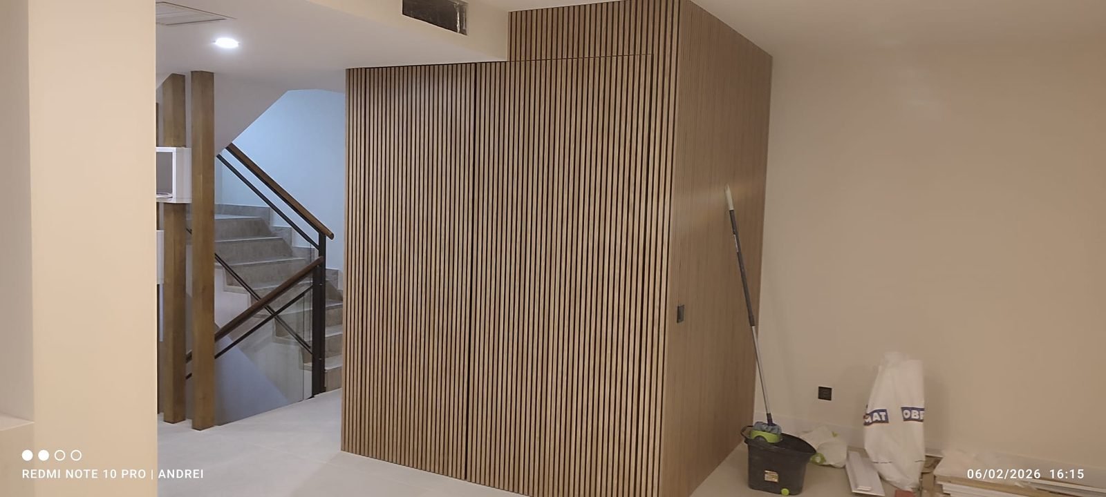 Salón reformado por Reformabonita en Madrid